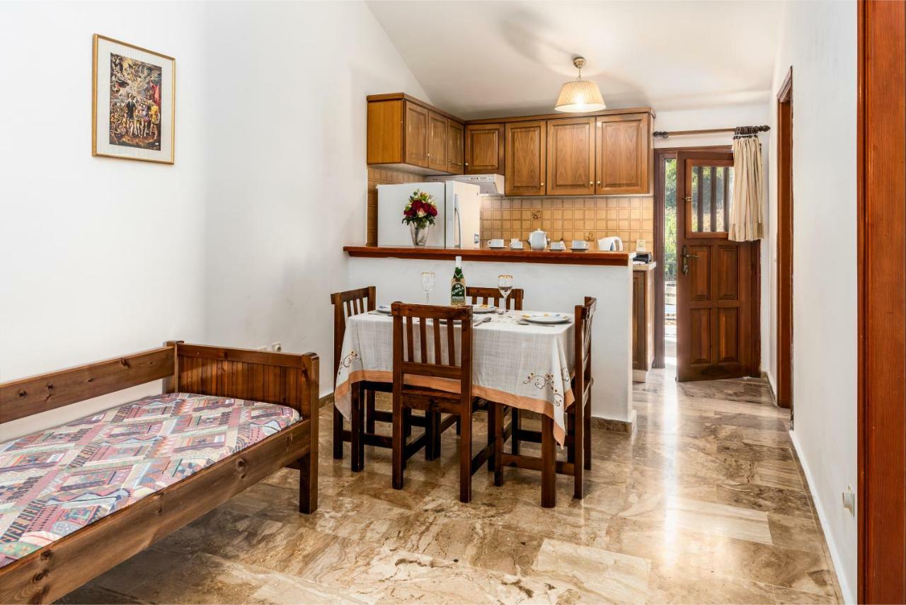 Areti Apartments 포로스 외부 사진