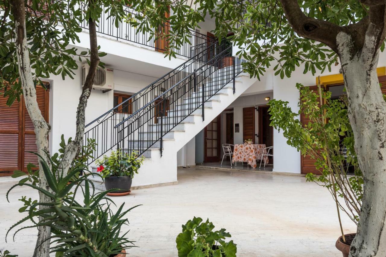 Areti Apartments 포로스 외부 사진